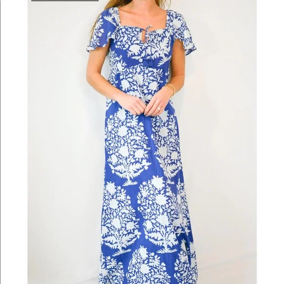 La Plage Dresses | Nwt La Plage Aloha Maxi Dress | Color: Blue/White | Size: Xs | Sarahopple's Closet